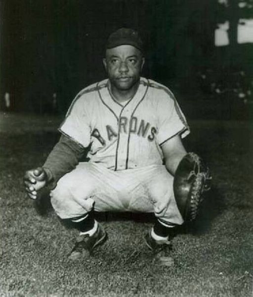 GM – FBF – Today’s American Champion was a professional baseball player in the Negro leagues.